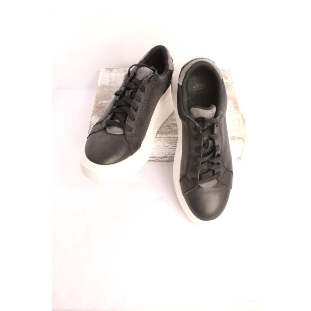 UGG Platform Sneakers Women's 7 Black White Ultra Suede Lace Up S/N 1158032 NWOB